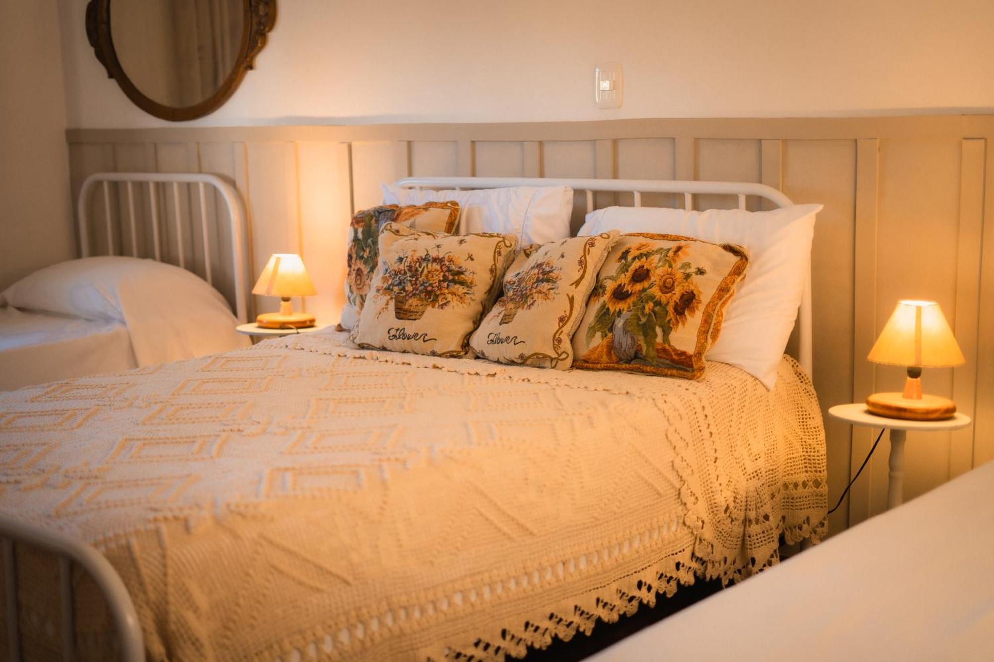 Chacara Rosa Cortiana Bed & Breakfast Sao Gabriel  Phòng bức ảnh